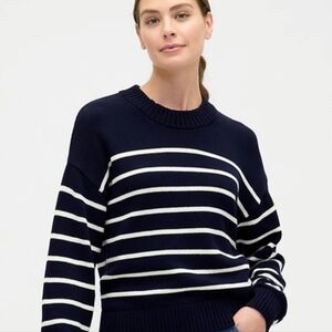 GAP Black and White Striped Women's Sweater Oversized